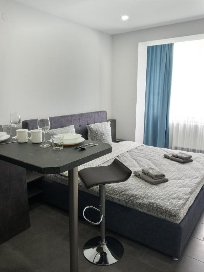 Luxury Central Apartment Ужгород Экстерьер фото